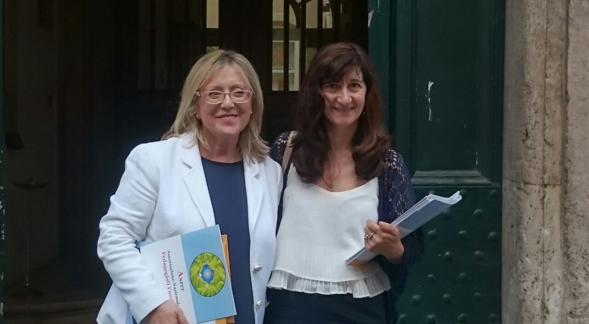 Comunicato Stampa  Istituito Tavolo Tecnico sulla medicalizzazione della scuola “La Sen. Enza Blundo e la Prof.ssa Vincenza Palmieri affiancate per la revisione della L. 170/2010